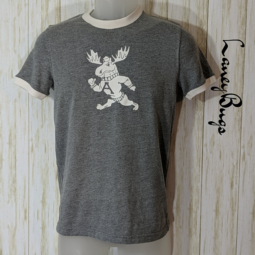 Abercrombie graphic t-shirt size XS